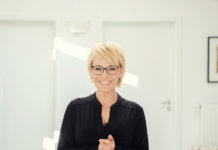 „Brillenträgerin des Jahres“ Andrea Ballschuh