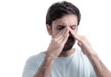 Augenmigräne: Wenn Sehstörungen & Kopfschmerz Sie quälen Augenmigräne: Wenn Sehstörungen & Kopfschmerz Sie quälen