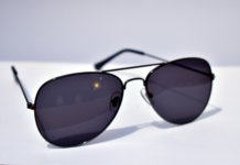 Aviator (Pilotenbrille): Von der Kampfpilotenbrille zum It-Peace