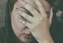 Geschwollene Augen (Lidödem): Symptome, Ursachen & Therapie Geschwollene Augen (Lidödem)