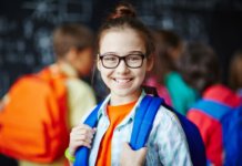 Zum Sommerferienende an Schultüte und Sehtest denken! Schultüte und Sehtest