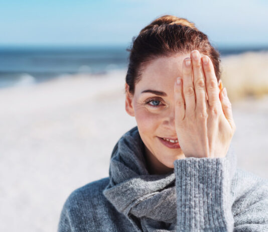 Augenlasern im Sommer – warum sich viele Menschen gerade jetzt mit einer dauerhaften Sehkorrektur beschäftigen